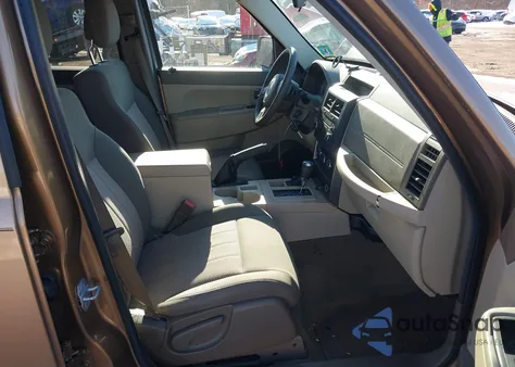 2012 Jeep Liberty Sport z USA, uszkodzony, nr VIN 1C4PJMAK9CW134736